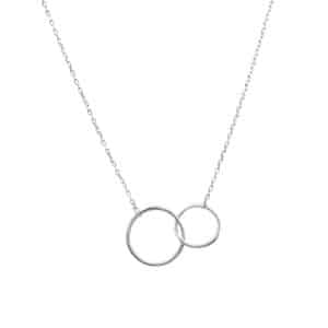 Srebrny naszyjnik celebrytka z motywem dwóch złączonych kółek.