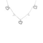 Srebrny naszyjnik z zawieszkami w kształcie serduszka i kryształkami Swarovskiego.