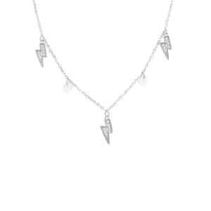 Srebrny naszyjnik z zawieszkami w kształcie błyskawicy i kryształkami Swarovskiego.